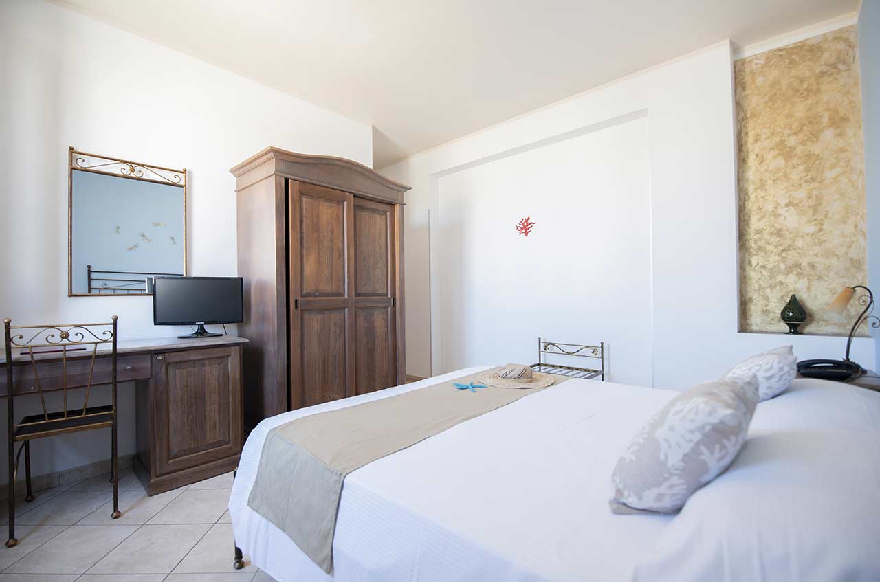 Camera comfort con finestre esterne, Hotel Altamarea San Vito Lo Capo