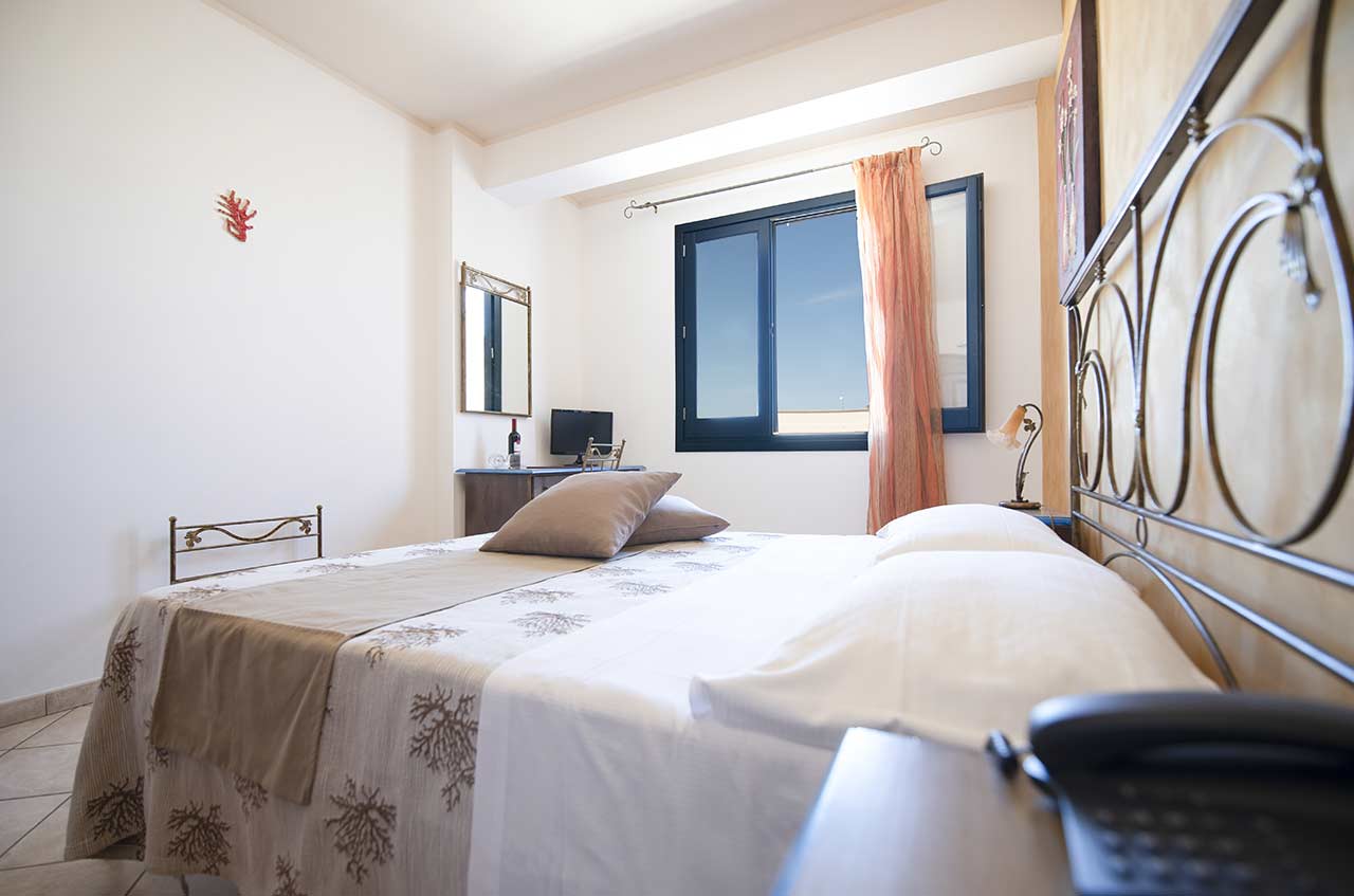 Camera standard con finestre esterne, Hotel Altamarea San Vito Lo Capo