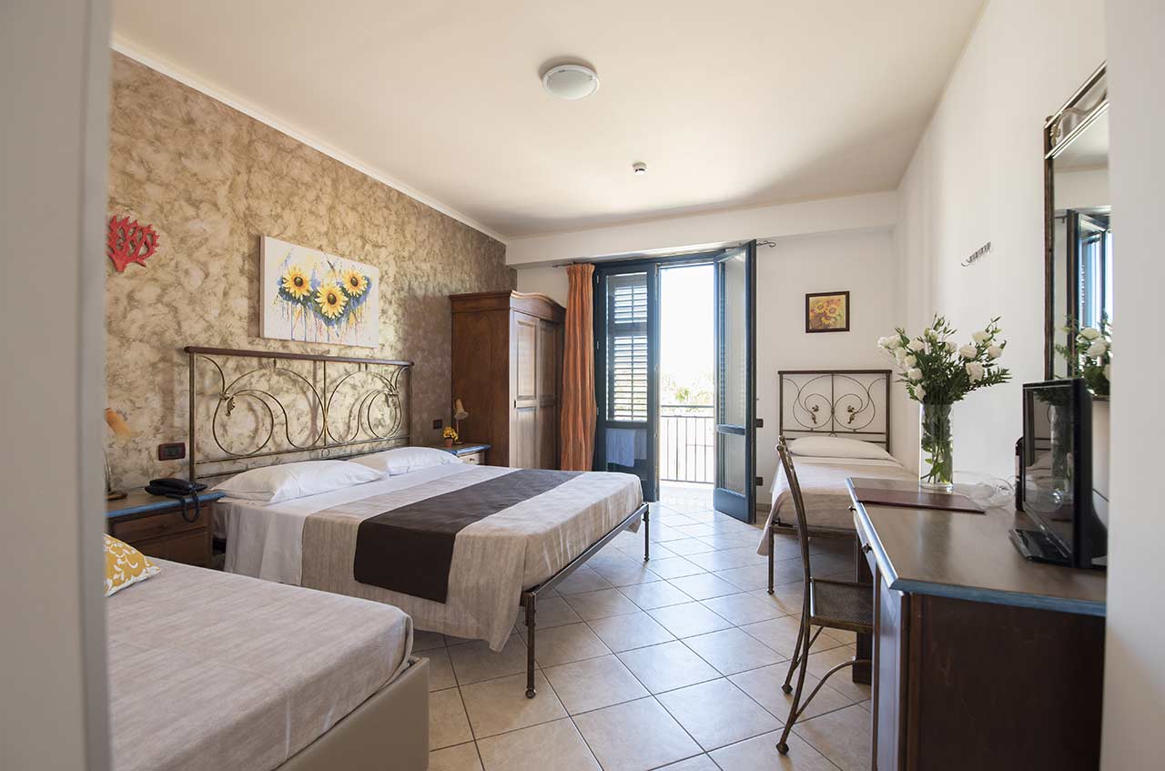 Camera superior con balconcino o terrazzo, Hotel Altamarea San Vito Lo Capo